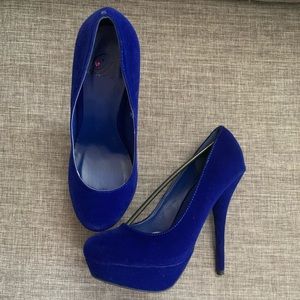 Blue Suede Pumps